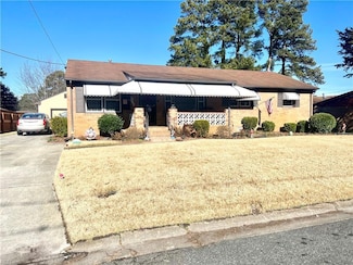 902 Robinson Rd, Portsmouth, VA 23701