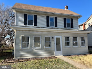 228 Hamilton Ave, Waynesboro, PA 17268