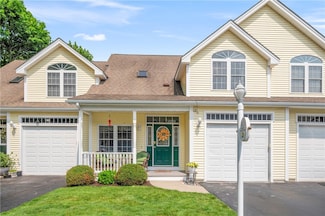 130 Bear Hill Rd Unit 302, Cumberland, RI 02864