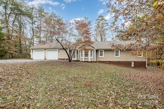 2830 Sparrow Springs Rd, Gastonia, NC 28052