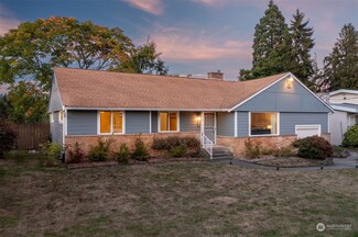 2118 N 172nd St, Shoreline, WA 98133