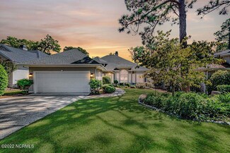 106 Belmont Ct, Southern Pines, NC 28387