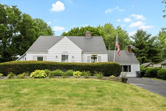 1306 W Green St, Champaign, IL 61821