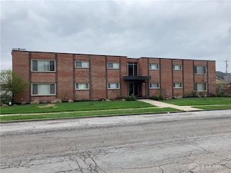 3100 Valerie Arms Dr, Dayton, OH 45405