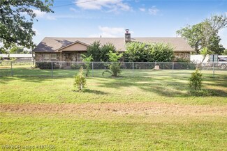 30814 Us Highway 270, Wister, OK 74966