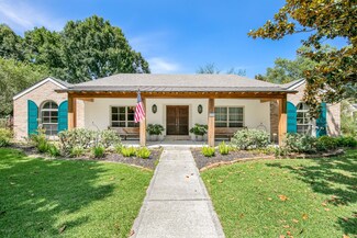 408 Shelly Dr, Lafayette, LA 70503
