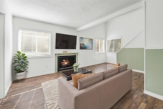 26604 Orchid Ct, Huntsville, TX 77340