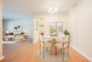 90 High St Unit 309, Dedham, MA 02026