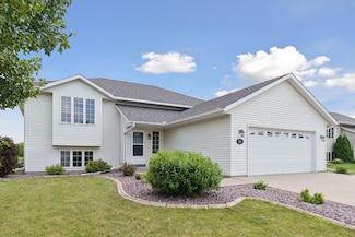 101 La Costa Ln, Mankato, MN 56001