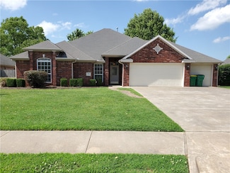 884 Palisades Ave, Springdale, AR 72764