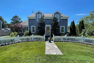 58 Ginger Plum Ln, Harwich Port, MA 02646