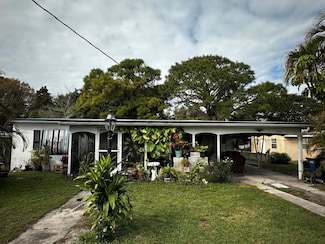 2503 S 14th St, Fort Pierce, FL 34982
