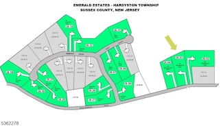 142 Wheatsworth Rd, Hamburg, NJ 07419