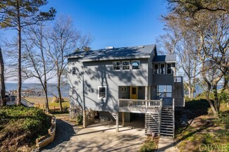 403 Kitty Hawk Bay Dr, Kill Devil Hills, NC 27948
