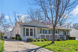 2523 Glen Ln, Independence, MO 64052