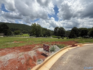 4602 Stone Mont Dr, Huntsville, AL 35815