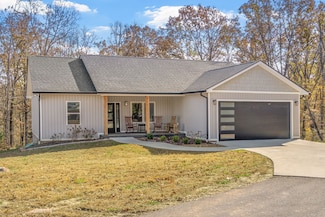 113 Friel Dr, Waverly, TN 37185