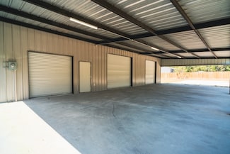 31027 Sweetbriar Ln, Magnolia, TX 77354