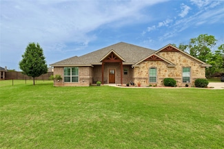 140 Pine Rd, Poolville, TX 76487