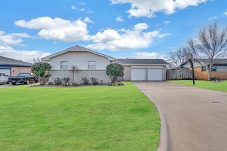 266 William Dr, Altus, OK 73521