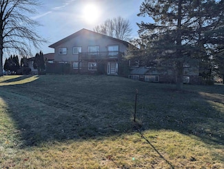 N5625 Riverside Dr Unit 12, Shawano, WI 54166