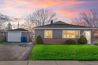 1305 Woodview Ave, Calumet City, IL 60409