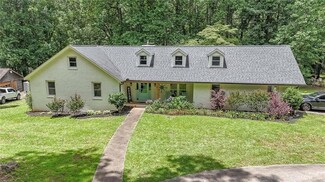 527 Gaddis Rd, Canton, GA 30115