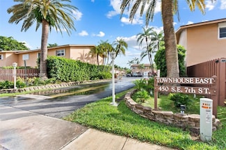 450 SE 7th St Unit 230, Dania Beach, FL 33004