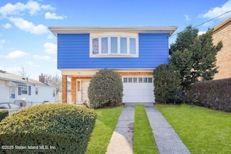 20 Mallory Ave, Staten Island, NY 10305