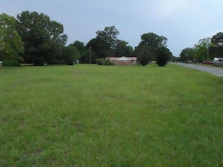 22445 Us Highway 331 N, Laurel Hill, FL 32567