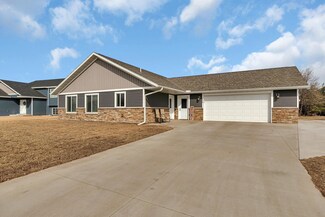 1012 7th Ave NW, Rice, MN 56367
