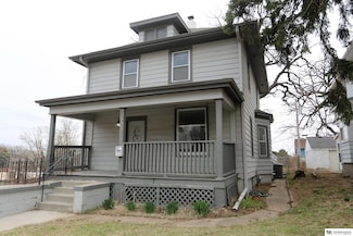 809 S 36th St, Omaha, NE 68105