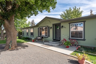 265 N C St, Washtucna, WA 99371