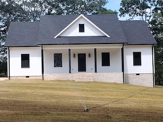 375 Hawthorne Ln, Savannah, TN 38372