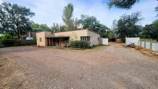 8509 Rio Grande Blvd NW, Los Ranchos, NM 87114