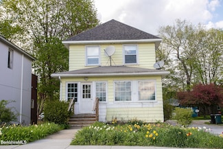 115 Bridge St, Great Barrington, MA 01230