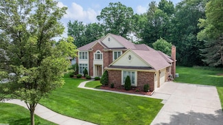 42150 Margaret Dr, Clinton Township, MI 48038