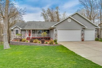 729 Gentry Ln, New Carlisle, IN 46552