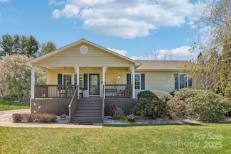 11 Haven Crest Ln, Fletcher, NC 28732
