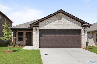 27955 Chalmers Cir, Harvest, AL 35749