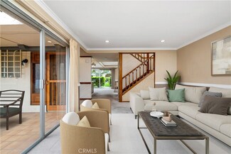 3055 Club House Cir, Costa Mesa, CA 92626
