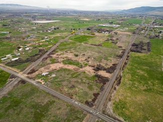 1520 N McDonald Rd, Prosser, WA 99350