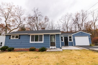 149 Lakeside Blvd E, Waterbury, CT 06708