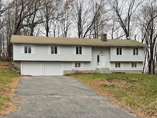 37 Kitcher Ct, Trumbull, CT 06611