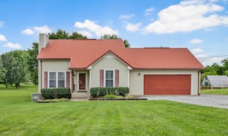 110 Sandis Ln, Palmyra, TN 37142