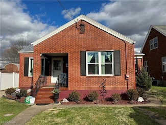 701 17th St, Vienna, WV 26105