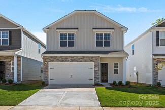 2125 Clapham Ct, Charlotte, NC 28215