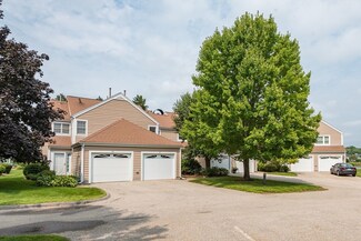 117 Clear Pond Dr, Walpole, MA 02081