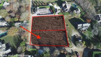 15 Pilgrim Rd, Nantucket, MA 02554