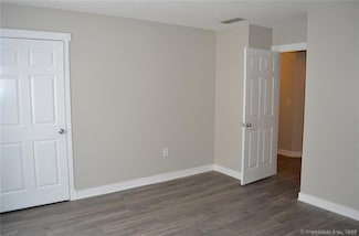 140 Maple Ave Unit C, Hartford, CT 06114